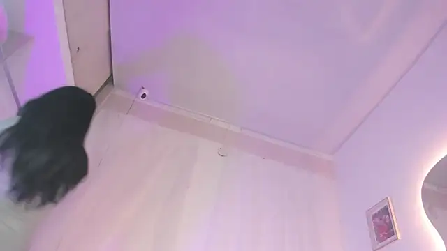 Sweetiee Aurora online show from 10.27.25