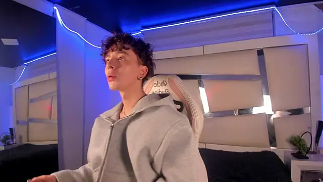 Snapshot of Genesis_ask chatting on 12.02.25 Genesis ask online show from 12.02.25