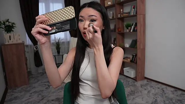 OnieClose online show from 12.03.25