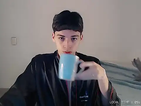 Sett 01 online show from 11.18.25