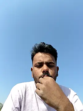 Snapshot of devil_boy_0909 chatting on 11.13.25 devil boy 0909 online show from 11.13.25