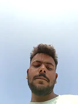 Snapshot of devil_boy_0909 chatting on 11.18.25 devil boy 0909 online show from 11.18.25