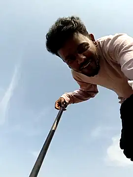 Snapshot of devil_boy_0909 chatting on 12.02.25 devil boy 0909 online show from 12.02.25