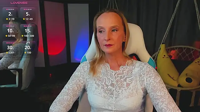 Snapshot of ScarlettPalmer chatting on 11.26.25 ScarlettPalmer online show from 11.26.25