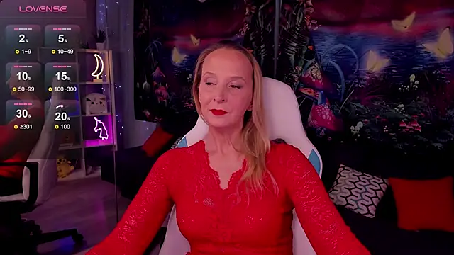 Snapshot of ScarlettPalmer chatting on 12.14.25 ScarlettPalmer online show from 12.14.25