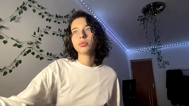 LilithFlamey online show from 11.29.25