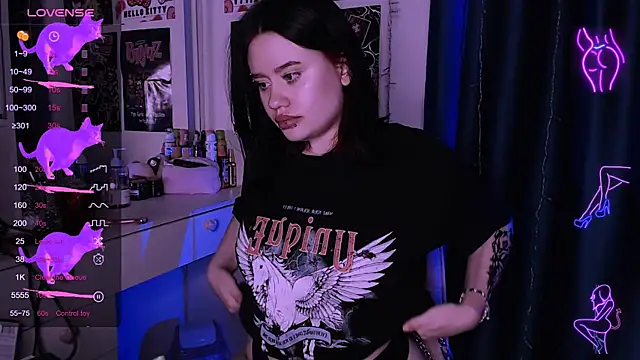 Snapshot of Meow_Marie chatting on 11.11.25 Meow Marie online show from 11.11.25