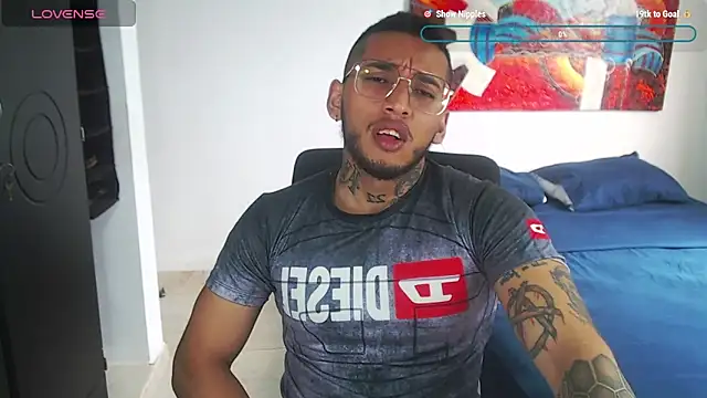 LucaVanden online show from 10.31.25