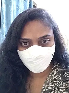 girl999 online show from 11.15.25