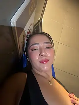 Snapshot of Hannahpradaa_ chatting on 11.06.25 Hannahpradaa online show from 11.06.25