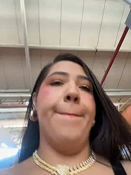 Snapshot of Hannahpradaa_ chatting on 11.19.25 Hannahpradaa online show from 11.19.25