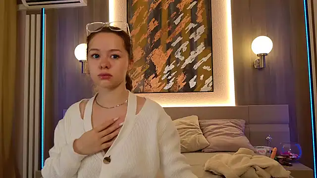 Snapshot of sweetie_kathy_ chatting on 11.07.25 sweetie kathy online show from 11.07.25