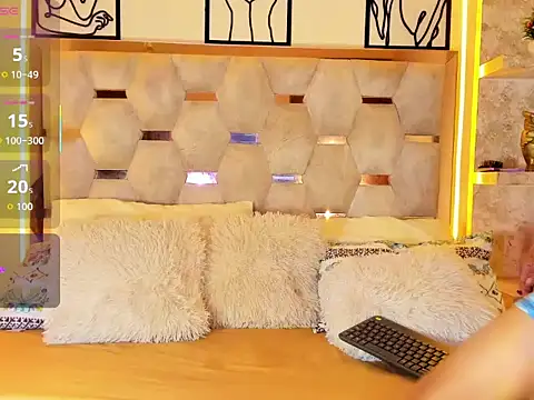 Andrew Haalls online show from 11.04.25