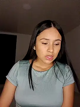 DollyRouse online show from 11.26.25