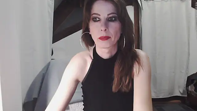 MissDyannis online show from 03.22.26