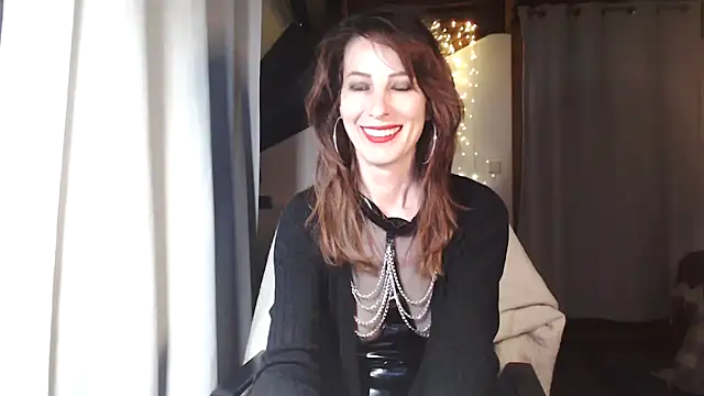 MissDyannis online show from 03.27.26