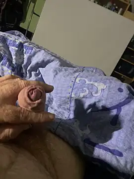 Snapshot of Ilovemilf1 chatting on 11.13.25 Ilovemilf1 online show from 11.13.25