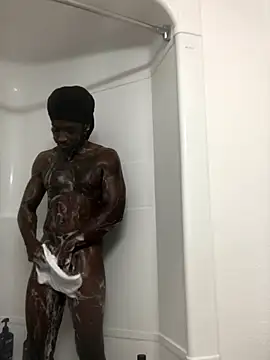 Snapshot of TheRealKnottiHead chatting on 11.01.25 TheRealKnottiHead online show from 11.01.25