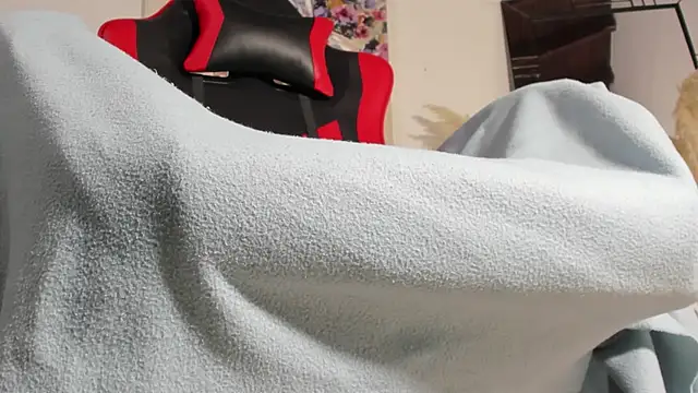 Snapshot of hathor__01 chatting on 11.12.25 hathor 01 online show from 11.12.25