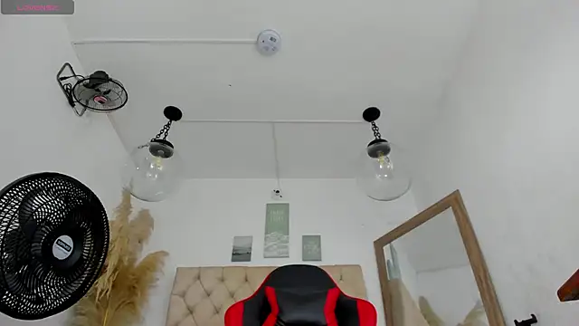 Snapshot of hathor__01 chatting on 12.03.25 hathor 01 online show from 12.03.25