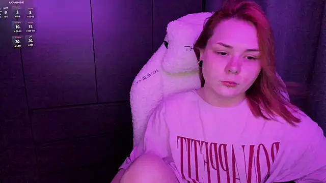 sophia lix online show from 07.04.26
