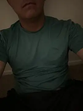 Snapshot of pascualeric chatting on 10.27.25 pascualeric online show from 10.27.25