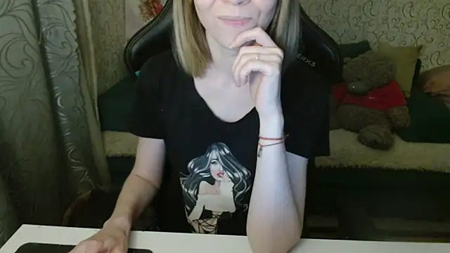  Alisa Allison  online show from 10.31.25