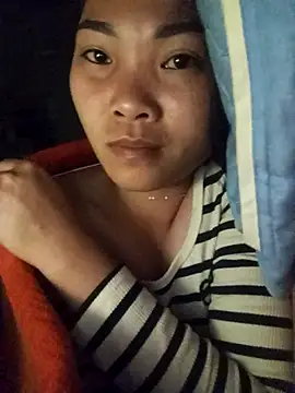 Snapshot of Lovebaby-love chatting on 12.02.25 Lovebaby-love online show from 12.02.25