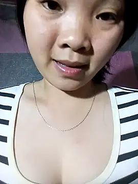 Snapshot of Lovebaby-love chatting on 12.14.25 Lovebaby-love online show from 12.14.25