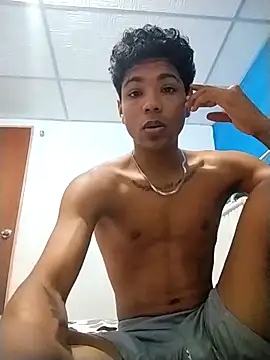 Alex Sweeting online show from 02.12.26