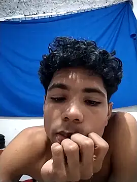 Alex Sweeting online show from 04.01.26