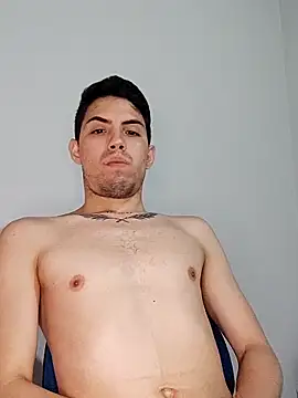 Snapshot of willexer chatting on 10.27.25 willexer online show from 10.27.25