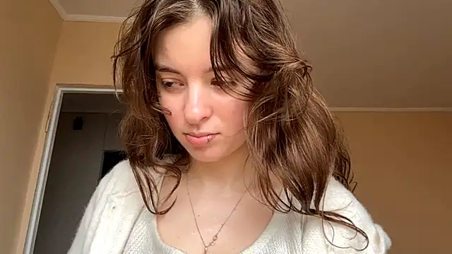 Snapshot of BunkedTempter chatting on 11.09.25 BunkedTempter online show from 11.09.25