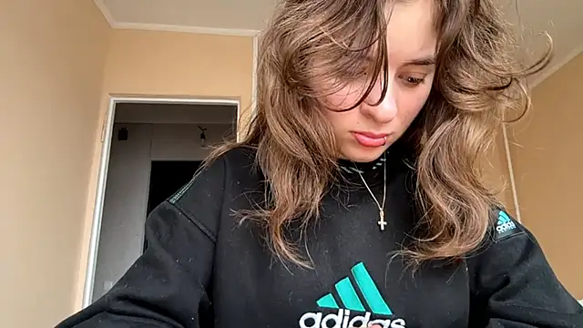 Snapshot of BunkedTempter chatting on 11.12.25 BunkedTempter online show from 11.12.25