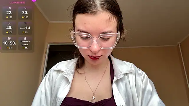 Snapshot of BunkedTempter chatting on 11.16.25 BunkedTempter online show from 11.16.25