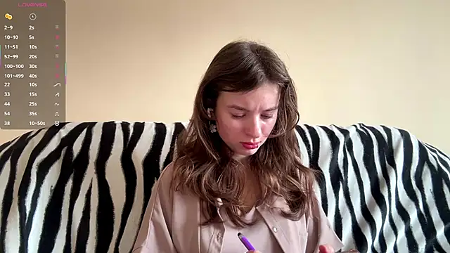 Snapshot of BunkedTempter chatting on 12.14.25 BunkedTempter online show from 12.14.25