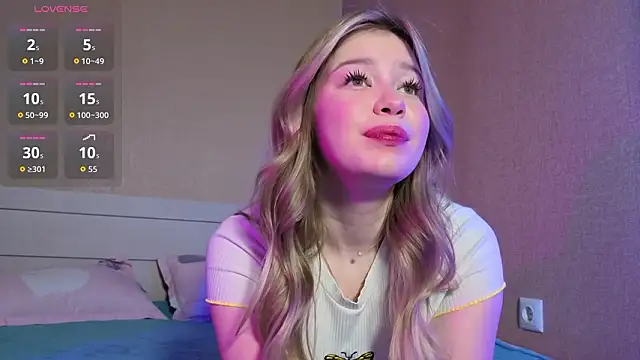 Snapshot of pawsclawss chatting on 02.28.26 pawsclawss online show from 02.28.26