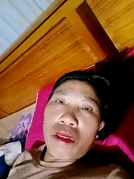 bella-la online show from 10.29.25