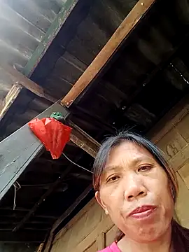 bella-la online show from 10.30.25