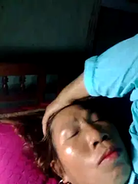 Snapshot of bella-la chatting on 02.13.26 bella-la online show from 02.13.26