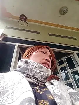 Snapshot of bella-la chatting on 02.20.26 bella-la online show from 02.20.26