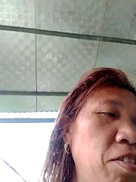 Snapshot of bella-la chatting on 02.25.26 bella-la online show from 02.25.26