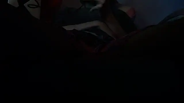 Snapshot of larrymonstercock chatting on 04.16.26 larrymonstercock online show from 04.16.26