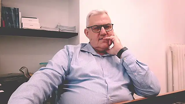 Snapshot of Diegoriv71 chatting on 03.17.26 Diegoriv71 online show from 03.17.26
