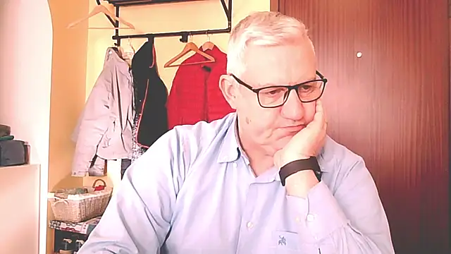 Snapshot of Diegoriv71 chatting on 03.27.26 Diegoriv71 online show from 03.27.26