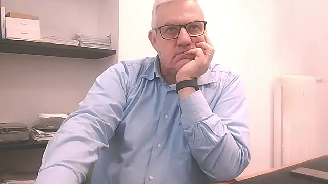 Snapshot of Diegoriv71 chatting on 04.09.26 Diegoriv71 online show from 04.09.26