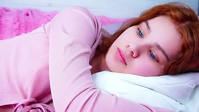 YettaCalabria online show from 03.13.26