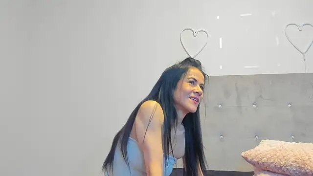 brianaflynt online show from 01.12.26