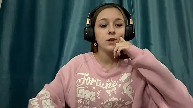 HOTBellakle online show from 11.07.25