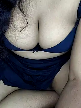 shreyareddy99 online show from 12.22.25